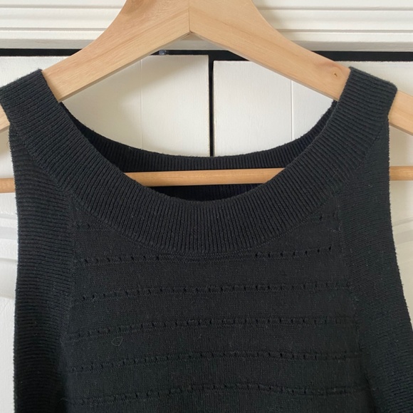 Black Banana Republic Knit Tank - Picture 2 of 3